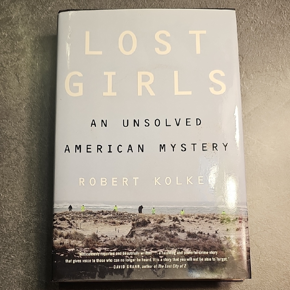 Lost Girls: An Unsolved American Mystery Book
